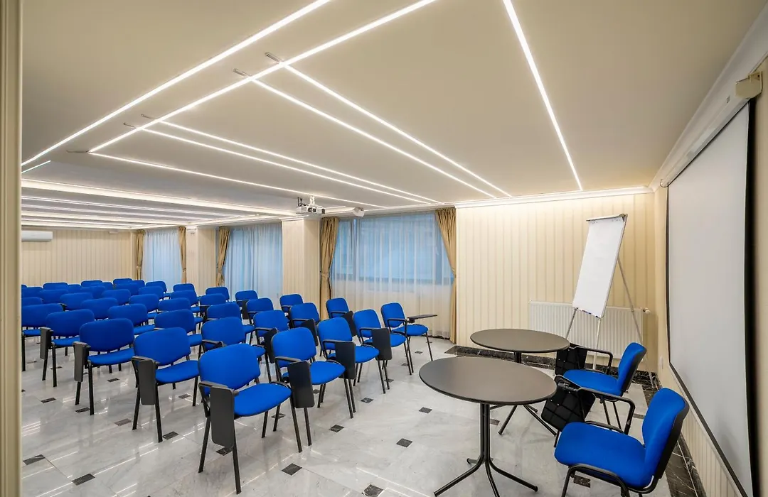 Hotel Sarmis-1